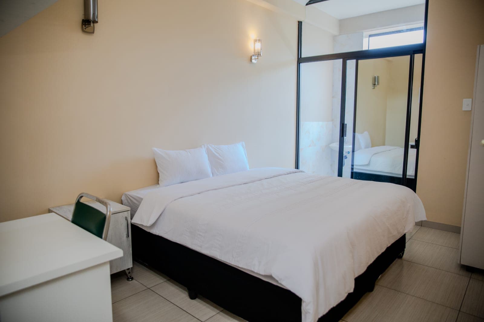 Connecting family rooms